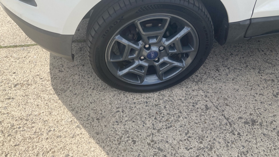 Ford EcoSport 1.5 Titanium 5dr Powershift [17in] Petrol Hatchback - Image 22