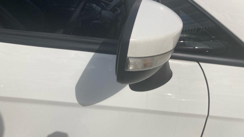 Ford EcoSport 1.5 Titanium 5dr Powershift [17in] Petrol Hatchback - Image 25