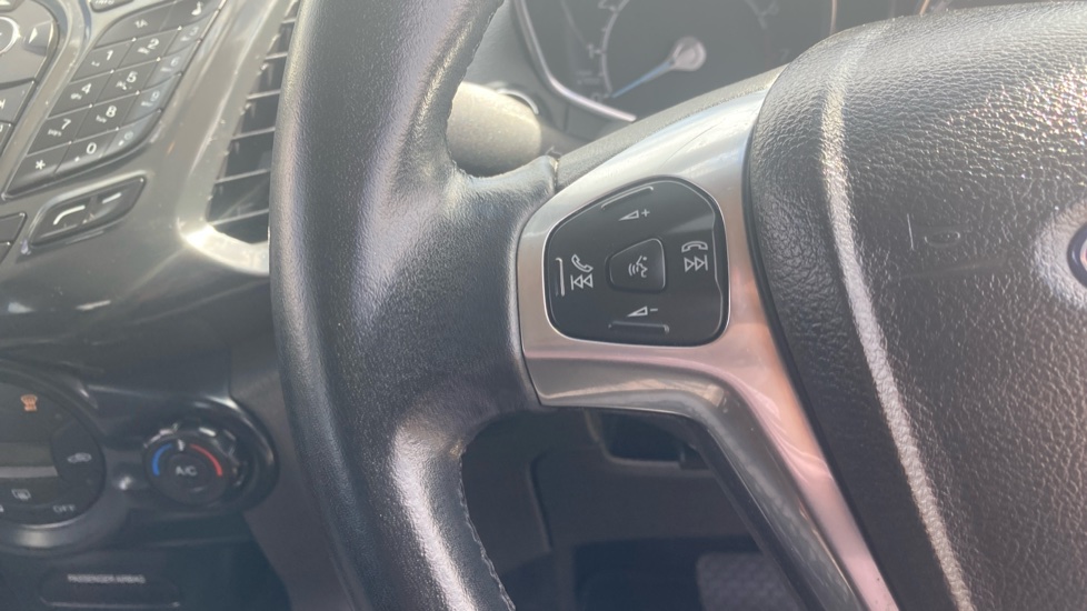 Ford EcoSport 1.5 Titanium 5dr Powershift [17in] Petrol Hatchback - Image 30