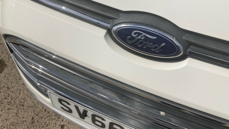 Ford EcoSport 1.5 Titanium 5dr Powershift [17in] Petrol Hatchback - Image 42