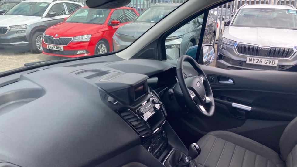 Ford Tourneo Connect 1.5 EcoBlue 120 Titanium 5dr Diesel Estate - Image 9