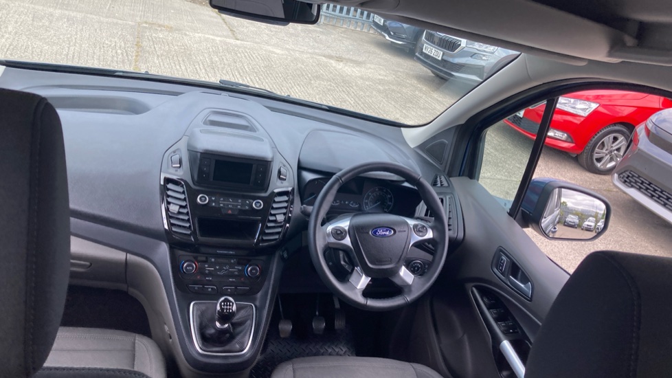 Ford Tourneo Connect 1.5 EcoBlue 120 Titanium 5dr Diesel Estate - Image 10