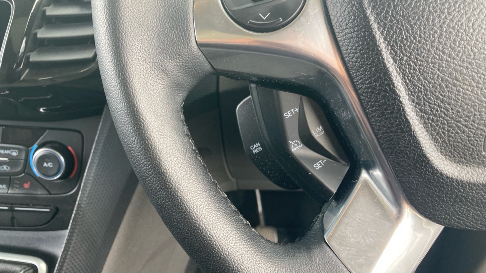 Ford Tourneo Connect 1.5 EcoBlue 120 Titanium 5dr Diesel Estate - Image 30