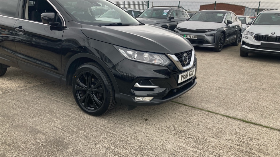 Nissan Qashqai 1.5 dCi N-Connecta 5dr Diesel Hatchback - Image 45