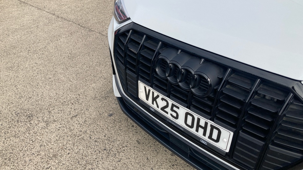 Audi Q3 40 TDI 193 Qtro Black Ed 5dr S Tronic [20Inch  Alloy] Diesel Estate - Image 45