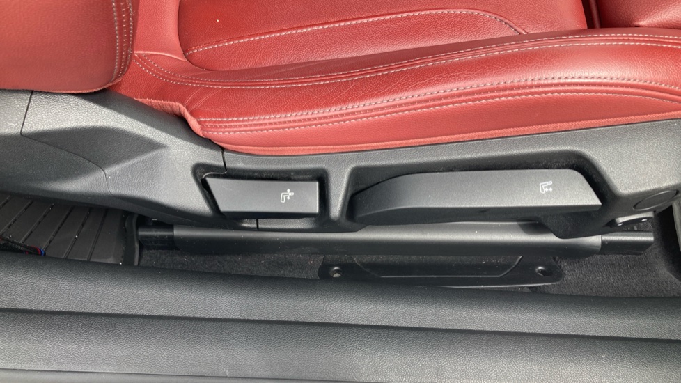 BMW 4 Series 420i xDrive M Sport 2dr Step Auto Petrol Coupe - Image 29