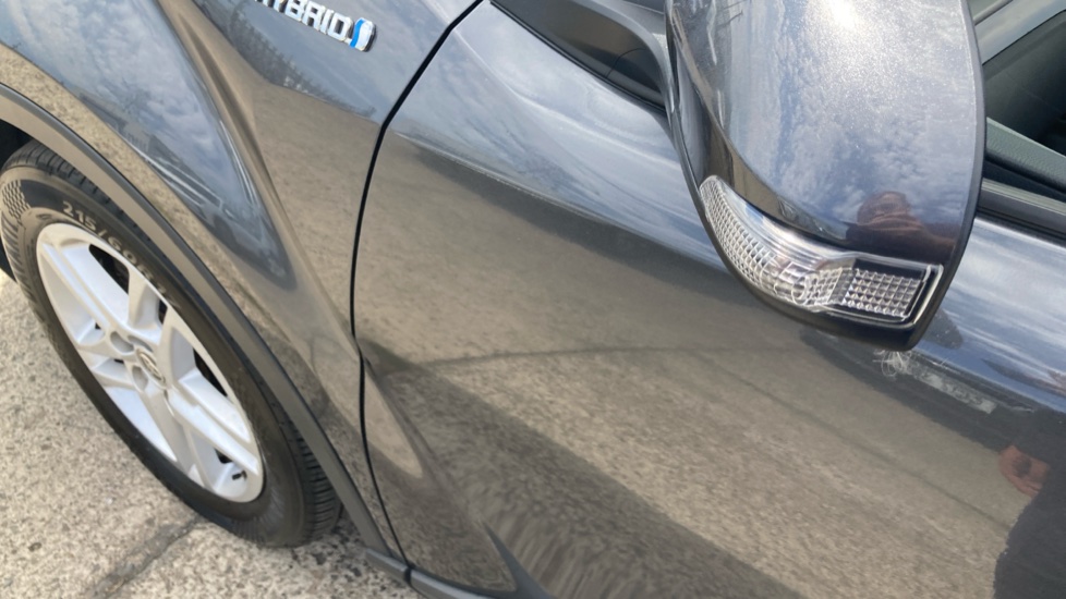 Toyota C-HR 1.8 Hybrid Icon 5dr CVT Hybrid Hatchback - Image 42