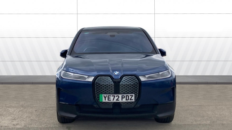 BMW iX 240kW xDrive40 Sport Edition 76.6kWh 5dr Auto Electric Estate - Image 3