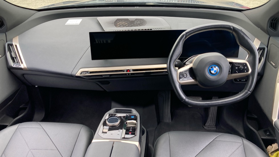 BMW iX 240kW xDrive40 Sport Edition 76.6kWh 5dr Auto Electric Estate - Image 10