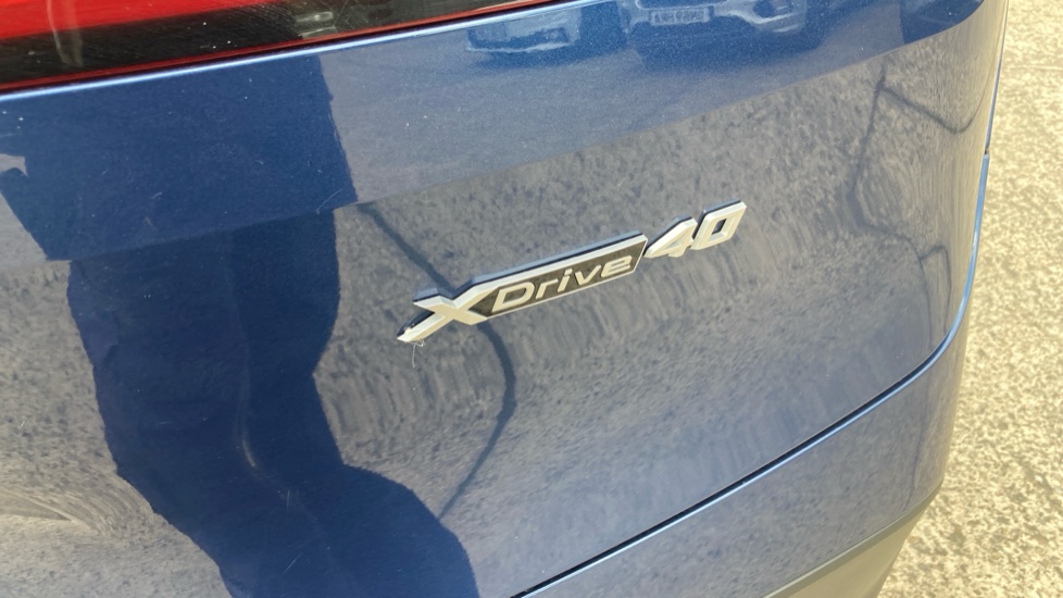 BMW iX 240kW xDrive40 Sport Edition 76.6kWh 5dr Auto Electric Estate - Image 26