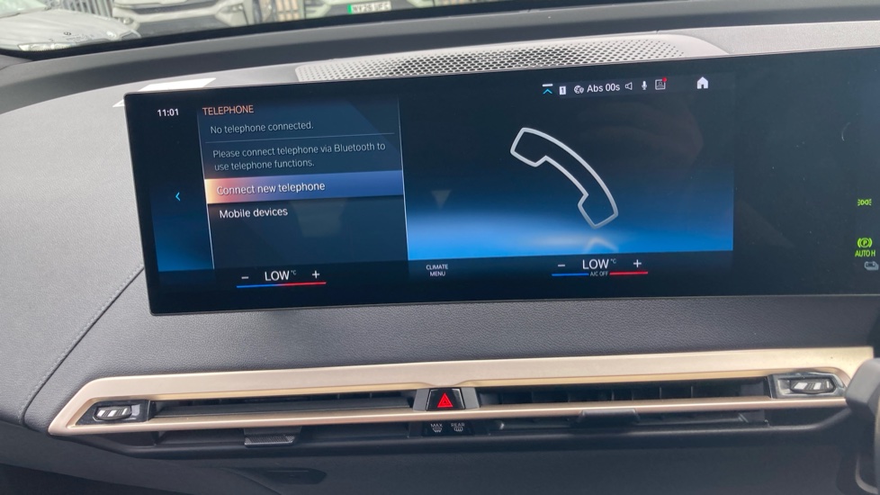 BMW iX 240kW xDrive40 Sport Edition 76.6kWh 5dr Auto Electric Estate - Image 37
