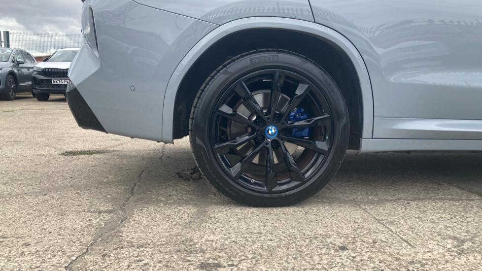 BMW X3 xDrive 30e M Sport 5dr Auto Estate - Image 7