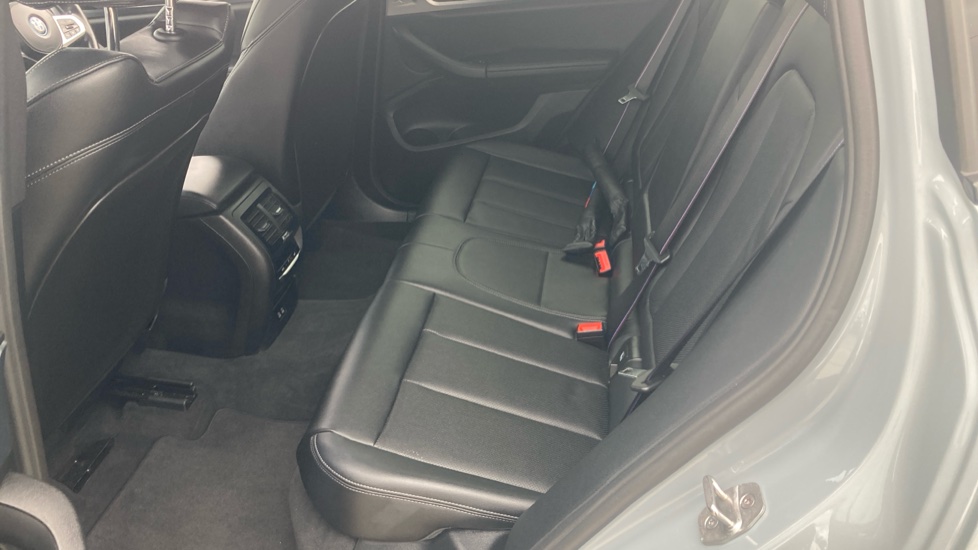 BMW X3 xDrive 30e M Sport 5dr Auto Estate - Image 16