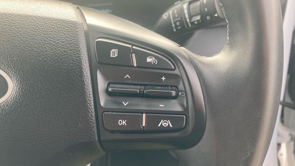 Hyundai i10 1.0 [63] Advance 5dr [Nav] Petrol Hatchback - Image 26