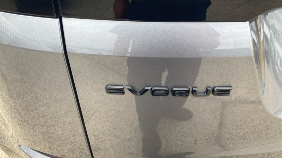 Land Rover Range Rover Evoque 2.0 D200 Autobiography 5dr Auto [Revised] Diesel Hatchback - Image 24
