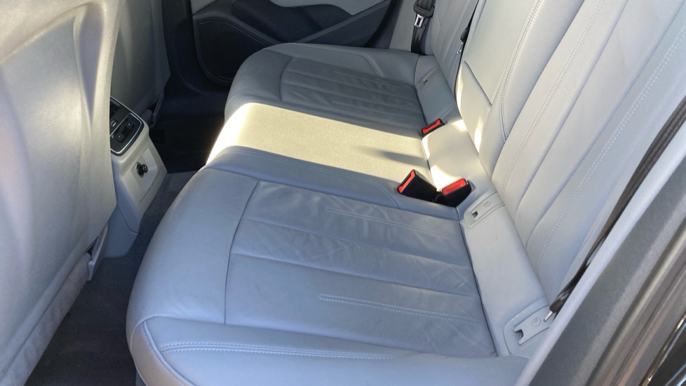 Audi A4 35 TFSI Sport 5dr Petrol Estate - Image 16