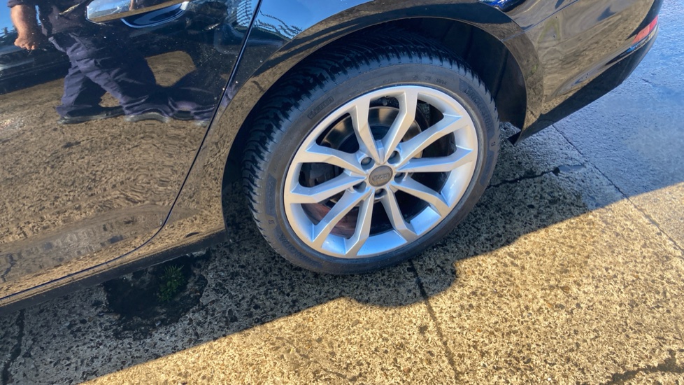 Audi A4 35 TFSI Sport 5dr Petrol Estate - Image 23