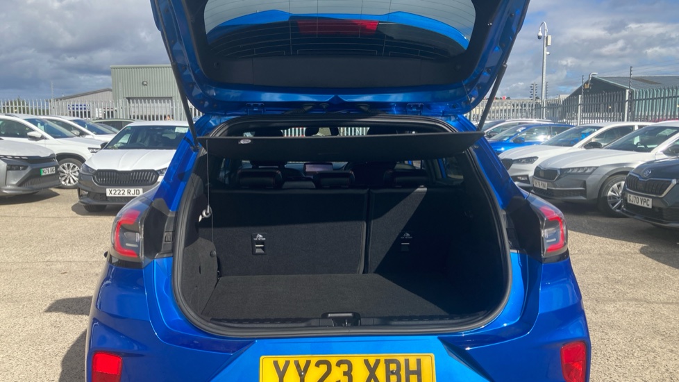 Ford Puma 1.0 EcoBoost Hybrid mHEV ST-Line X 5dr Petrol Hatchback - Image 4