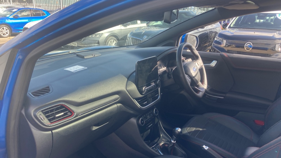 Ford Puma 1.0 EcoBoost Hybrid mHEV ST-Line X 5dr Petrol Hatchback - Image 9