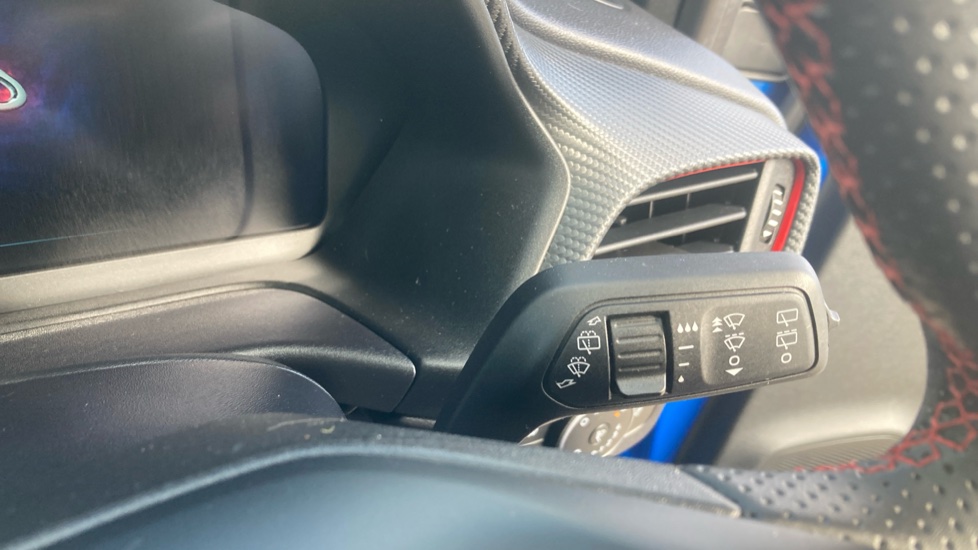 Ford Puma 1.0 EcoBoost Hybrid mHEV ST-Line X 5dr Petrol Hatchback - Image 30