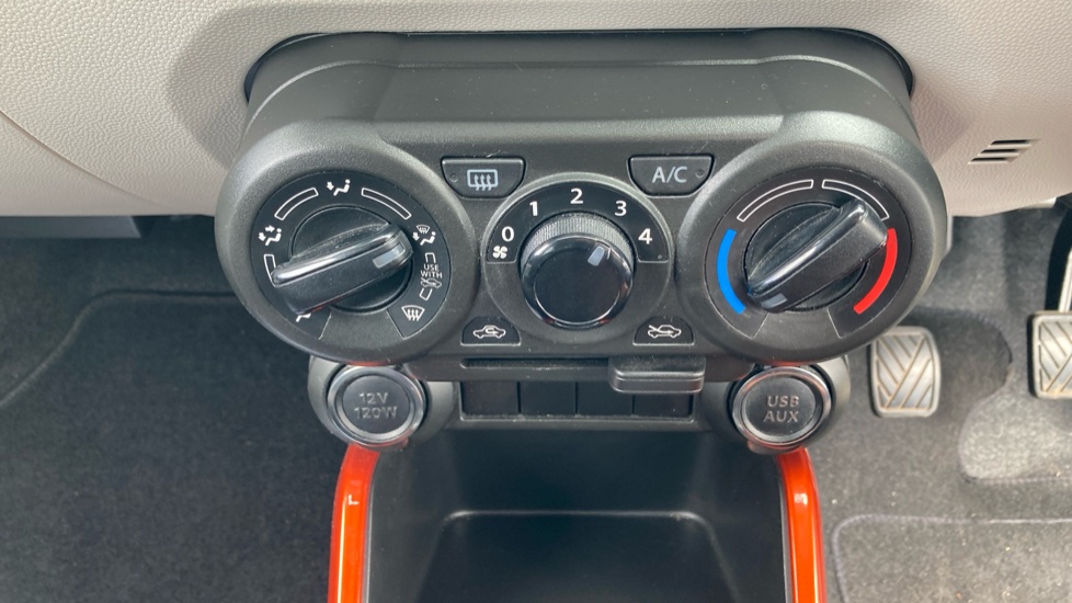 Suzuki Ignis 1.2 Dualjet SZ-T 5dr Petrol Hatchback - Image 30