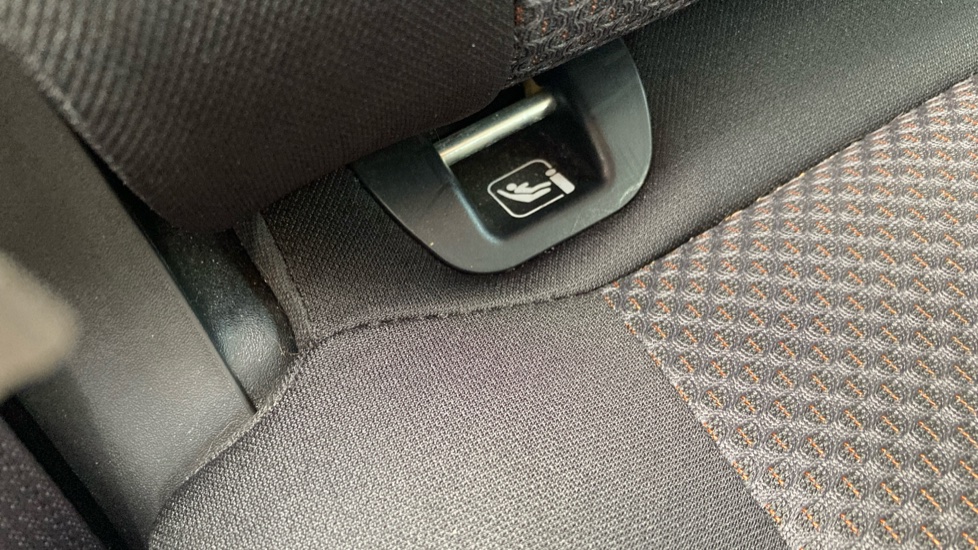 Suzuki Ignis 1.2 Dualjet SZ-T 5dr Petrol Hatchback - Image 32