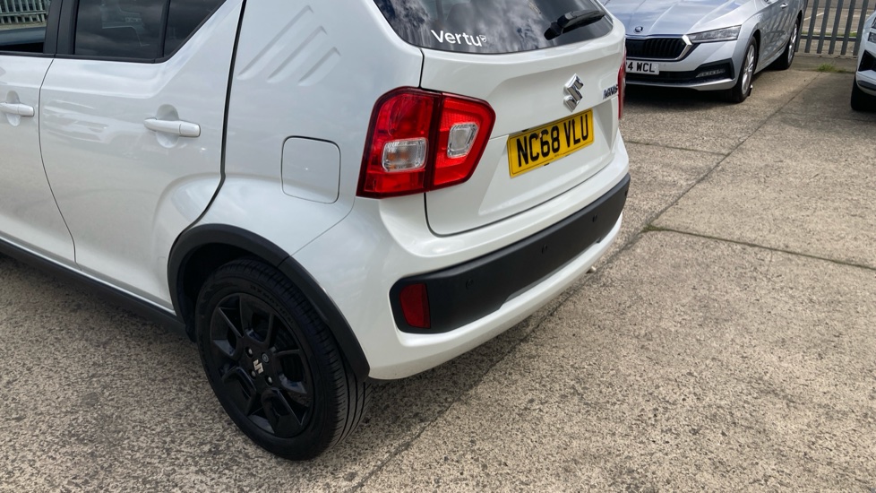 Suzuki Ignis 1.2 Dualjet SZ-T 5dr Petrol Hatchback - Image 36