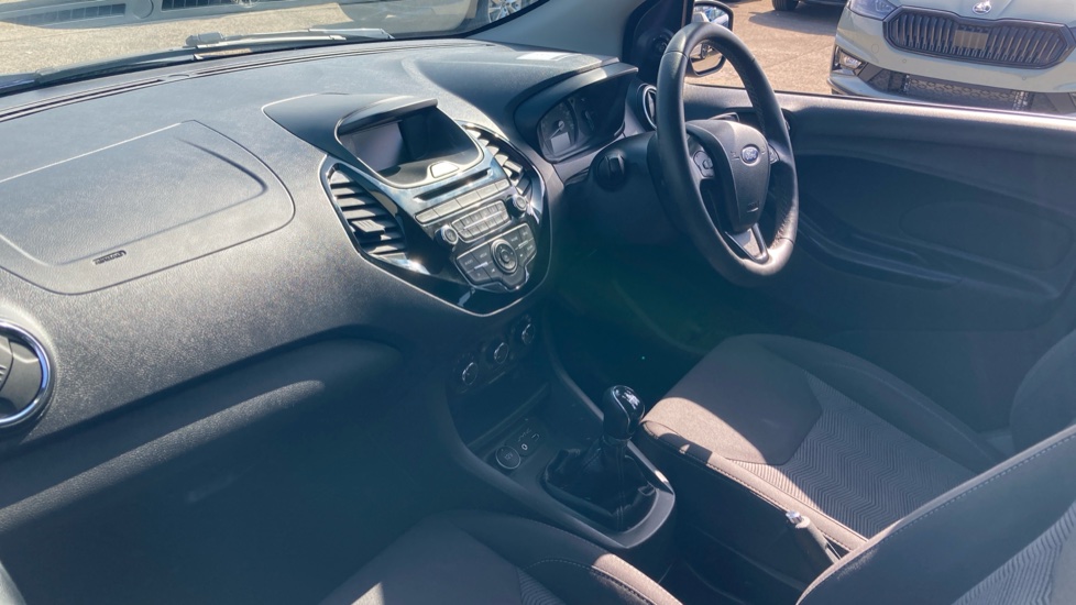 Ford KA+ 1.2 85 Zetec 5dr Petrol Hatchback - Image 9
