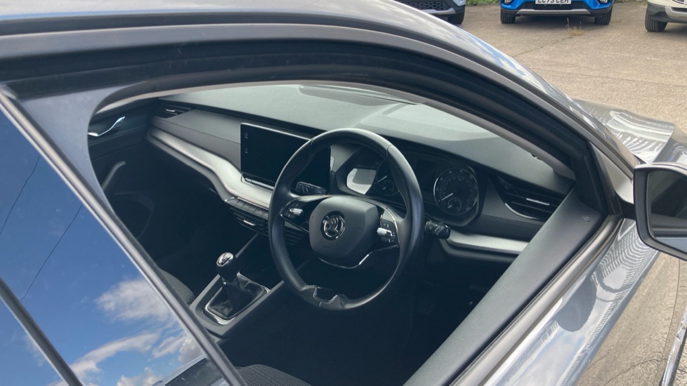 Skoda Octavia 1.0 TSI SE 5dr Petrol Estate - Image 6