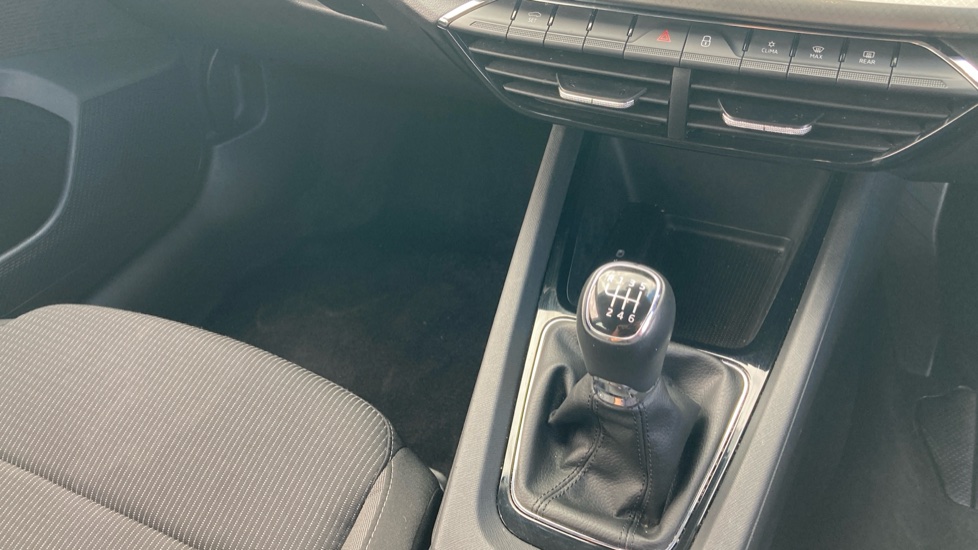 Skoda Octavia 1.0 TSI SE 5dr Petrol Estate - Image 14