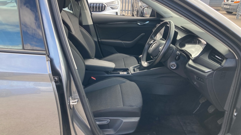 Skoda Octavia 1.0 TSI SE 5dr Petrol Estate - Image 15