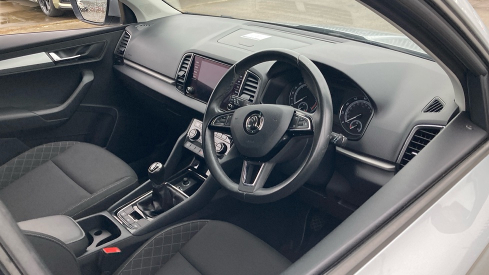 Skoda Karoq 1.6 TDI SE 5dr Diesel Estate - Image 6