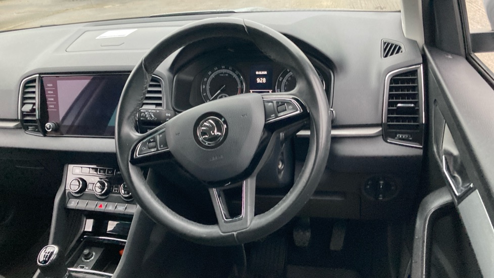 Skoda Karoq 1.6 TDI SE 5dr Diesel Estate - Image 10