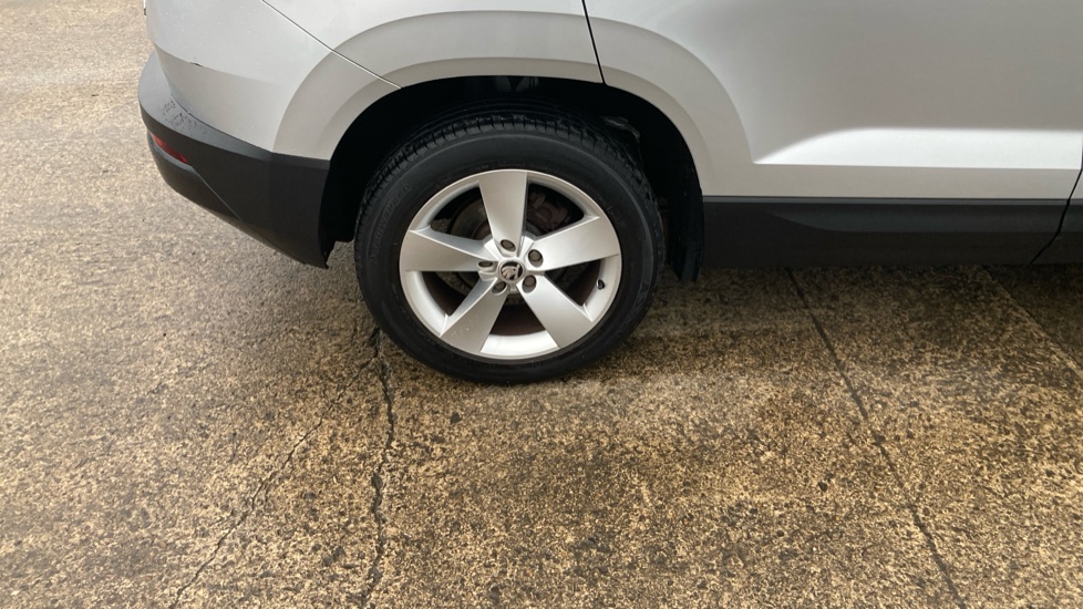 Skoda Karoq 1.6 TDI SE 5dr Diesel Estate - Image 21