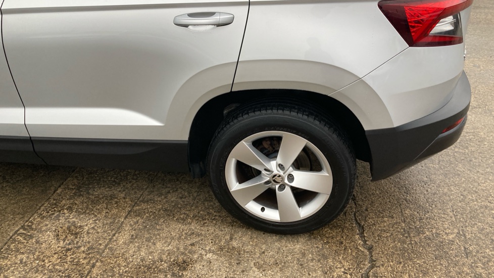 Skoda Karoq 1.6 TDI SE 5dr Diesel Estate - Image 22