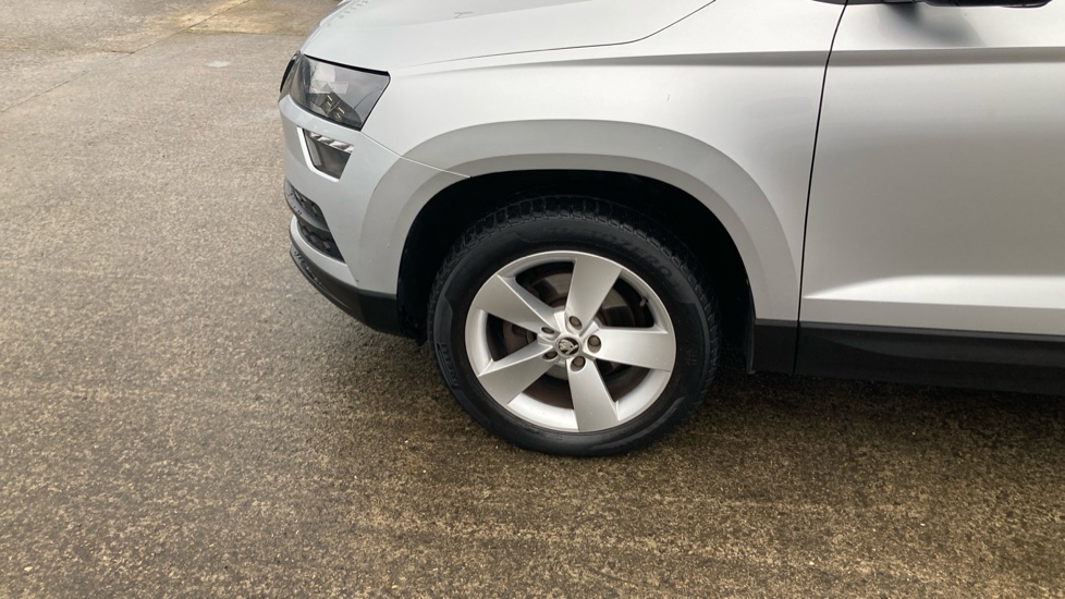 Skoda Karoq 1.6 TDI SE 5dr Diesel Estate - Image 23