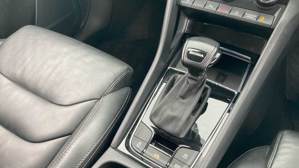 Skoda Kodiaq 1.5 TSI SE L Executive 5dr DSG [7 Seat] Petrol Estate - Image 14