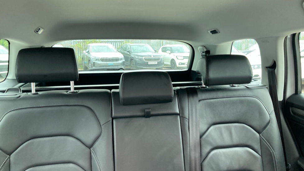 Skoda Kodiaq 1.5 TSI SE L Executive 5dr DSG [7 Seat] Petrol Estate - Image 16
