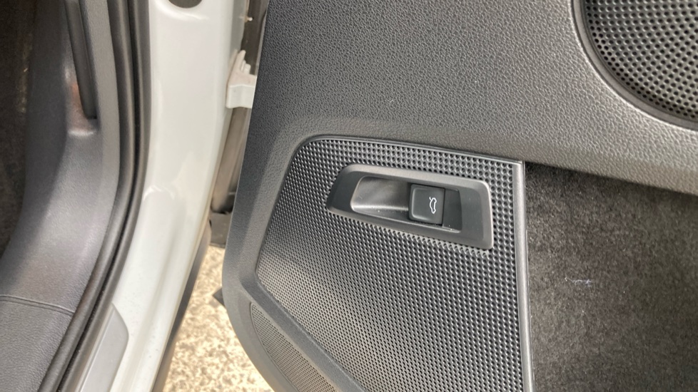 Skoda Kodiaq 1.5 TSI SE L Executive 5dr DSG [7 Seat] Petrol Estate - Image 28