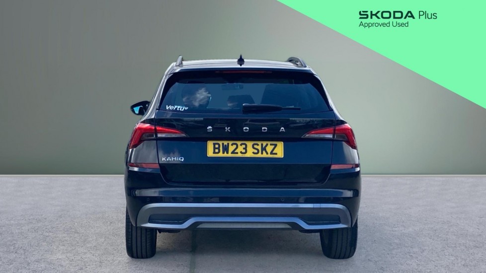 Skoda Kamiq 1.5 TSI SE Drive 5dr DSG Petrol Hatchback - Image 8