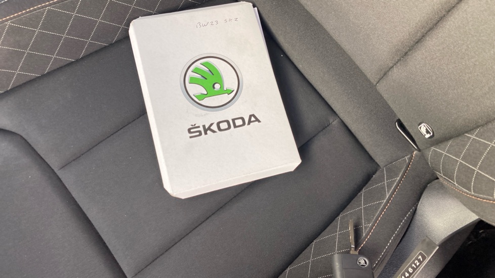 Skoda Kamiq 1.5 TSI SE Drive 5dr DSG Petrol Hatchback - Image 45