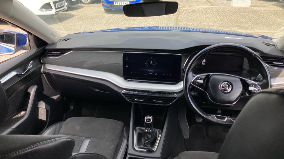 Skoda Octavia 1.5 TSI SE L 5dr Petrol Hatchback - Image 9
