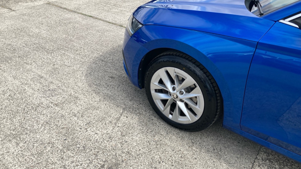 Skoda Octavia 1.5 TSI SE L 5dr Petrol Hatchback - Image 23