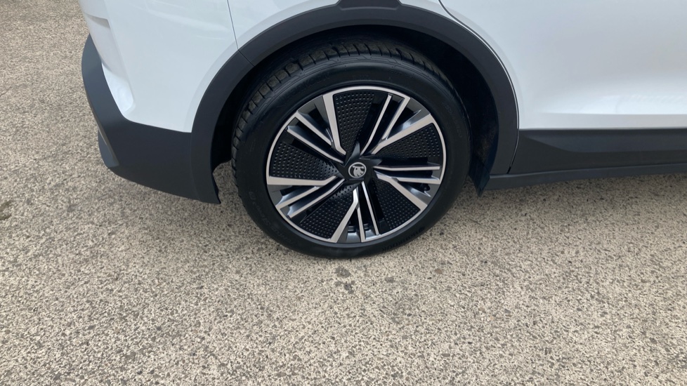 Skoda Elroq 210kW 85 Edition 82kWh 5dr Auto Electric Estate - Image 21
