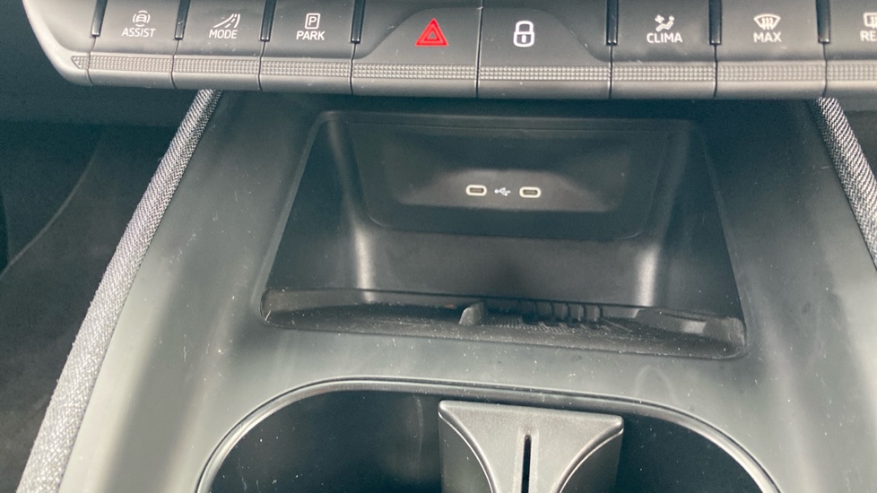 Skoda Elroq 210kW 85 Edition 82kWh 5dr Auto Electric Estate - Image 34
