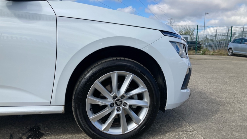 Skoda Kamiq 1.0 TSI 95 SE Edition 5dr Petrol Hatchback - Image 5