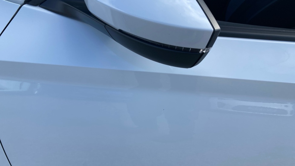 Skoda Kamiq 1.0 TSI 95 SE Edition 5dr Petrol Hatchback - Image 44