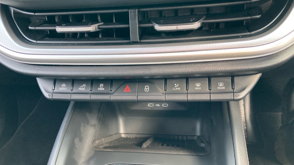 Skoda Enyaq 210kW 85 Edition 82kWh 5dr Auto Electric Estate - Image 13