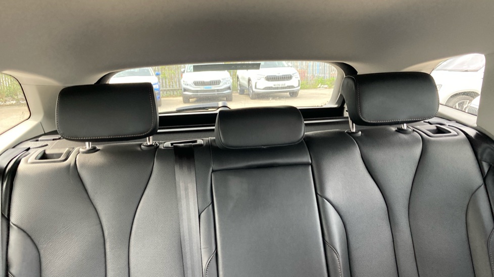 Skoda Enyaq 210kW 85 Edition 82kWh 5dr Auto Electric Estate - Image 16