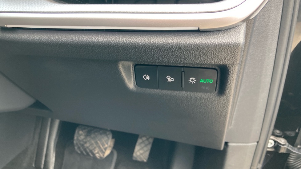 Skoda Enyaq 210kW 85 Edition 82kWh 5dr Auto Electric Estate - Image 30
